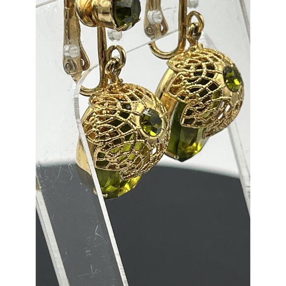 D&E Juliana Sarah Coventry Vintage Touch of Elegance Book Clip Earrings Green - Picture 10 of 16